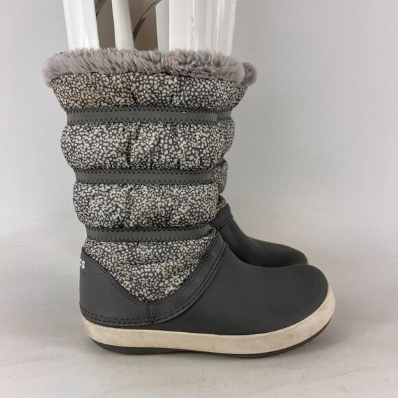 Crocs Crocband women's size 7 grey minimalist slip on faux fur winter boots - Picture 2 of 11